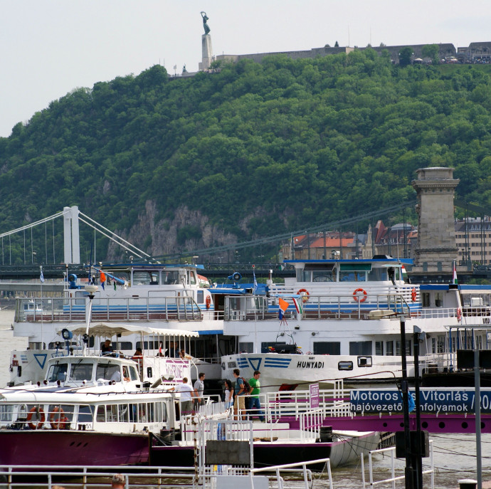 A tervekkel ellentétben sehogy sem akar elindulni a gellérthegyi sikló építése