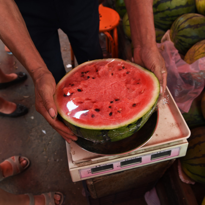 Egyre többet faragnak Magyarország olcsóságából az emelkedő árak