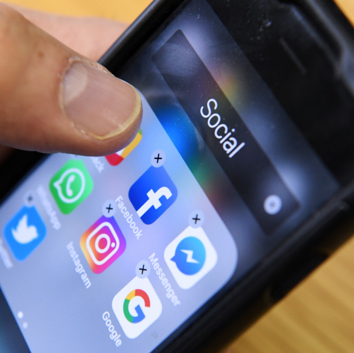 Van egy ország, ahol napi négy órát lógnak a Facebookon