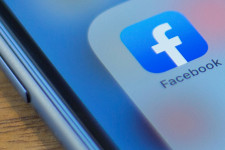 Tényleg lehallgatta és leíratta a Facebook a messengeres telefonbeszélgetéseidet
