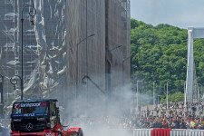 Autósportokban erősít a Szijjártó család, az állami pénzek követik őket