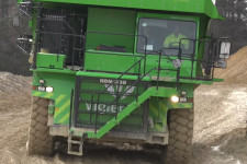 Az elektromos óriásdömper több áramot termel, mint amennyit fogyaszt
