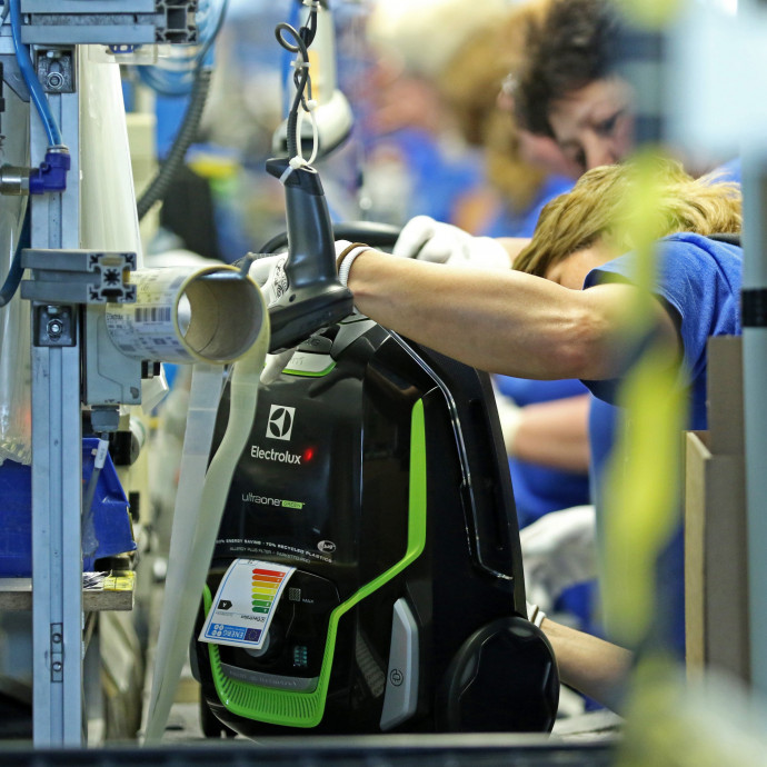 Az első dominó lehet az Electrolux 800 fős leépítése