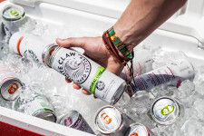 A fröccsnek annyi, ha ilyen tempóban tör előre az alkoholos ízesített szóda