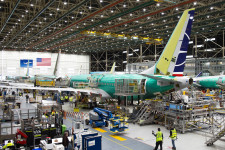 Parmezán a Boeing ellen