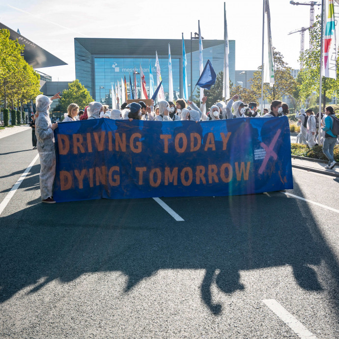 A nehézipart is verik környezetszennyezésben a városi terepjárók