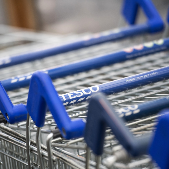 Februárra kivonulhat a Tesco Lengyelországból, megvannak a vevőjelöltek