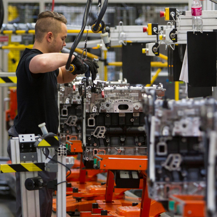 Sok cégnél nem tudják elkezdeni a bértárgyalásokat a bizonytalan gazdasági helyzet miatt