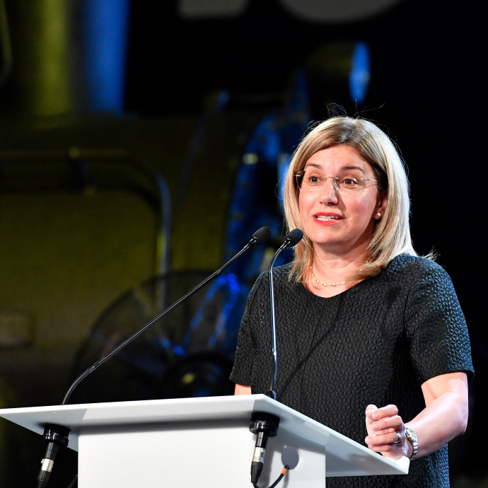 A közvagyonért felelős minisztert nem zavarja, hogy az államot milliárdokkal károsító cégháló működött a lakásában