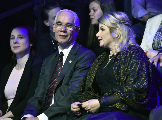 Balog Zoltán egykori emberierõforrás-miniszter és Peller Mariann a Virtuózok 2017-es döntőjén. Fotó: Máthé Zoltán/MTI
