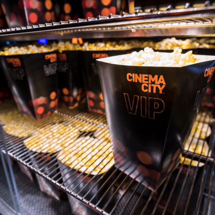 A moziknak csak azért kell a film, hogy vagyonokat keressenek a popcornon