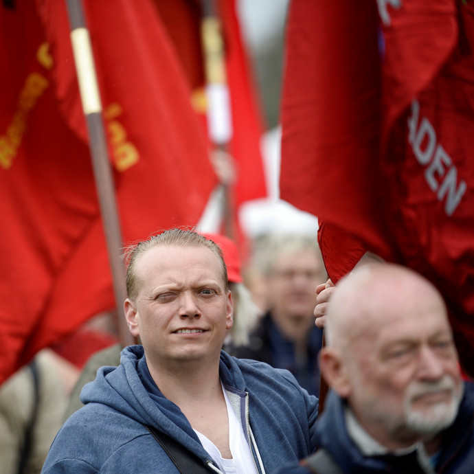 Európai minimálbért akar az EU, de észak és kelet máris összevitatkozott rajta