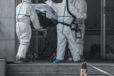 Moss kezet – ennél többet nem tehetsz, amíg kiderül, hogy mennyire veszélyes az új koronavírus