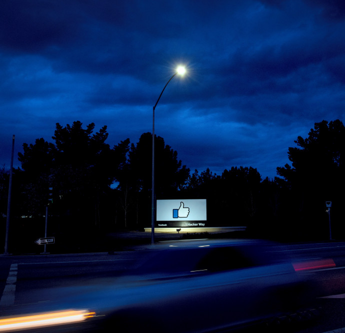 Megőrülsz a Facebooktól? A viselkedési gazdaságtan segíthet