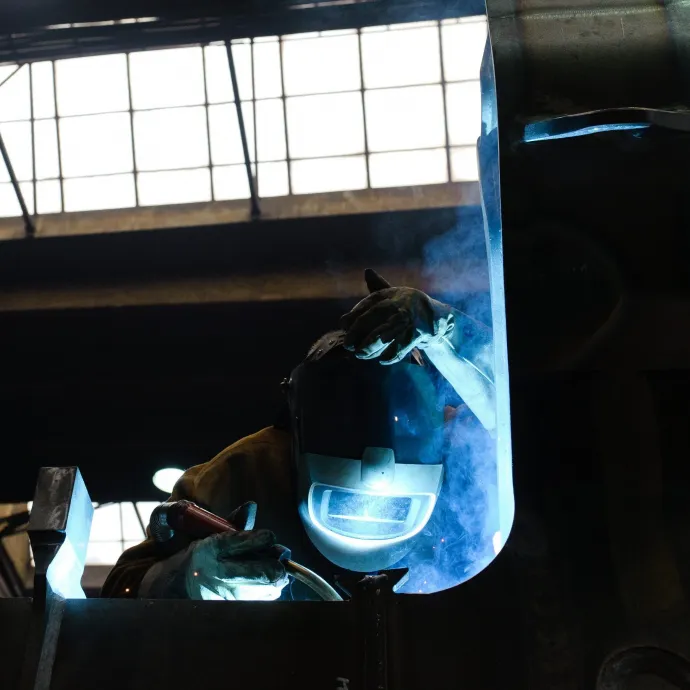 Fájdalmas döntések előtt áll egy Magyarországon 650 embert foglalkoztató cég