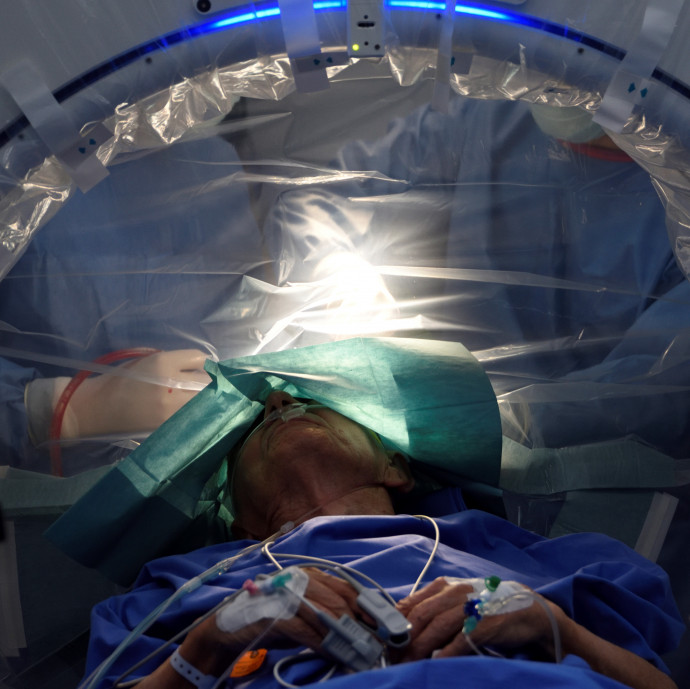 Keresztapa-stílusra váltott a kormány, de ezzel a magyar cégeket vérezteti ki