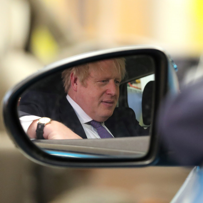 Az Egyesült Királyság 2035-től betiltja a benzines és dízeles autók értékesítését