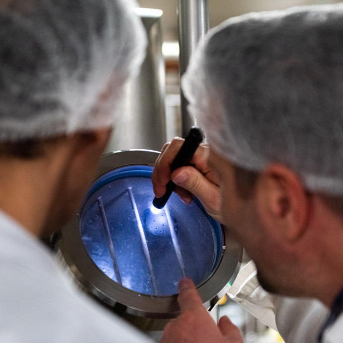 A cég, amely mindig mindent megvesz a 85 tulajdonosától