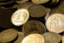 A hivatalos átlagfizetés felét sem keresi meg az emberek jelentős része Lengyelországban