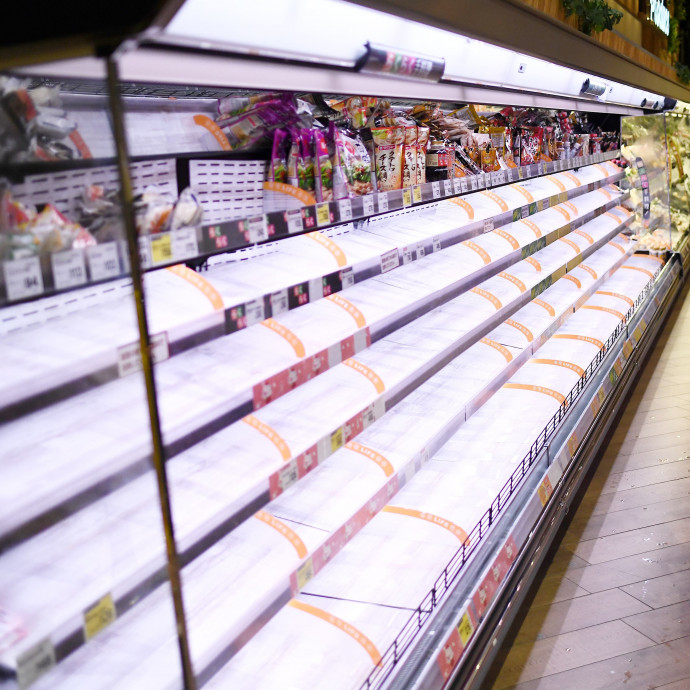 Miért vásároljuk fel a boltok tartalékait, ha tudjuk, hogy nem kell felhalmozni?