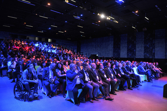 Résztvevők a II. Drón Konferencia és Expo megnyitóján a Várkert Bazárban 2019 novemberében. Fotó: Kovács Attila/MTI