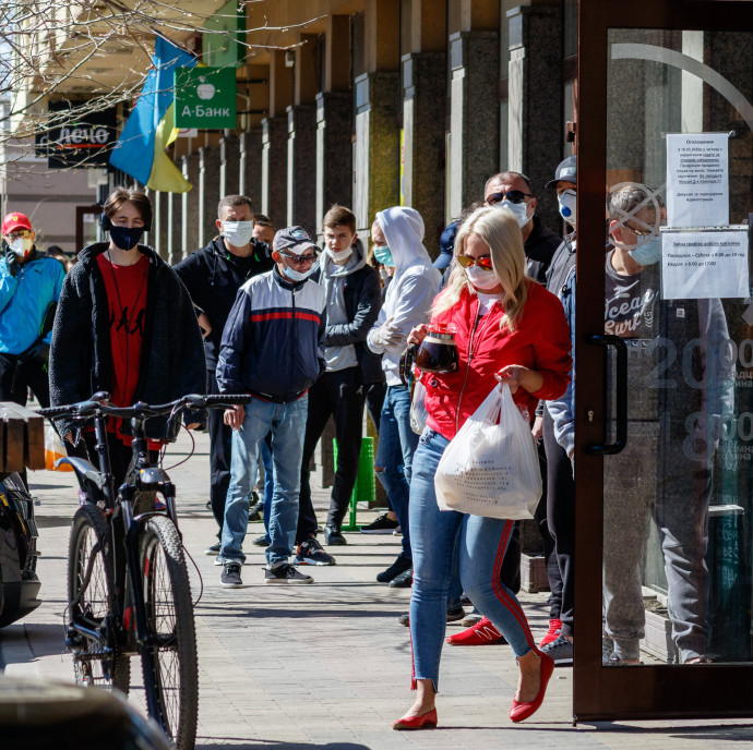Az elszakított, állásukat elvesztő magyar migránsok