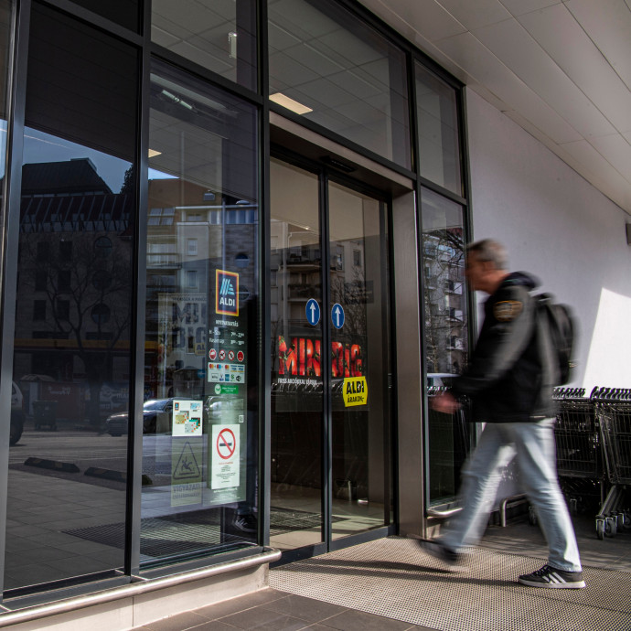 Vevőszámláló és beléptető automatát szerel fel az Aldi a német boltjaiban