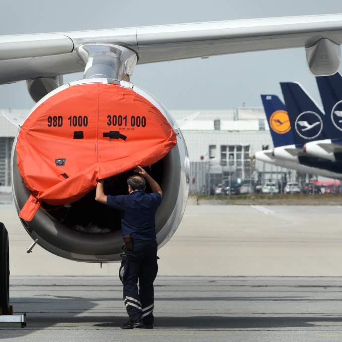 Senki sem gondolta volna, de éppen a német kormány elől menekülhet csődbe a Lufthansa