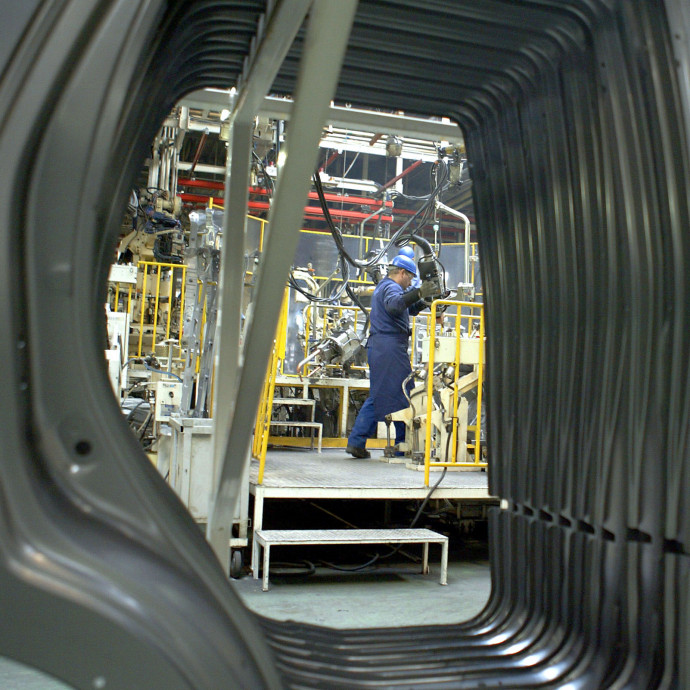 Nő a magyar minimálbér, de a tisztességes szint még arrébb van az EU szerint