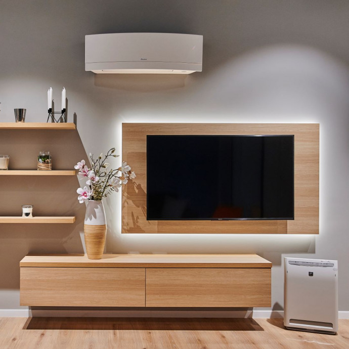 Az éttermek nagy részében és egyes irodaházakban sem szűri a vírust a légkondi, sőt keringteti