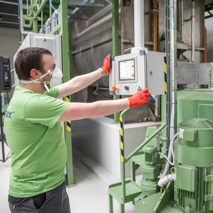 A magyar átlagfizetés nettója félúton van Szlovénia és Koszovó között