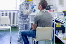 A járvány számai azt mutatják, hogy nem kell annyit orvoshoz járni, amennyit szoktunk