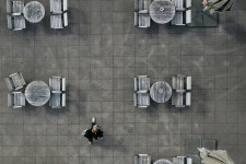 Alvás a lépcsőházban és hetvenszeres túljelentkezés – mi lett azokkal, akik a járvány miatt veszítették el a munkájukat?