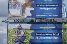 A követhető állami reklámpénzek 84 százaléka NER-cégekhez kerül