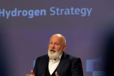 Máris egy méretes szürke folt rondítja az európai Green Dealt