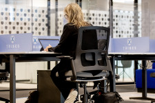 Kevesen akarnak visszamenni az irodába, de muszáj lesz, mert túl sok pénz van benne