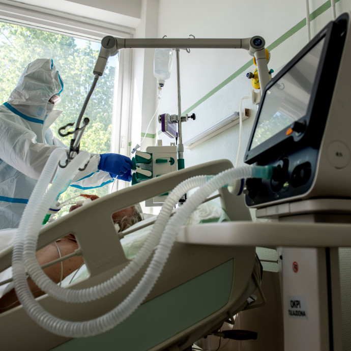 Úgy tűnik, mintha tömegesen kerülnének kórházba a magyar koronavírus fertőzöttek, de nincs így