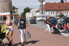 Két év alatt megfelezte a gyermekszegénységet a lengyel kormány