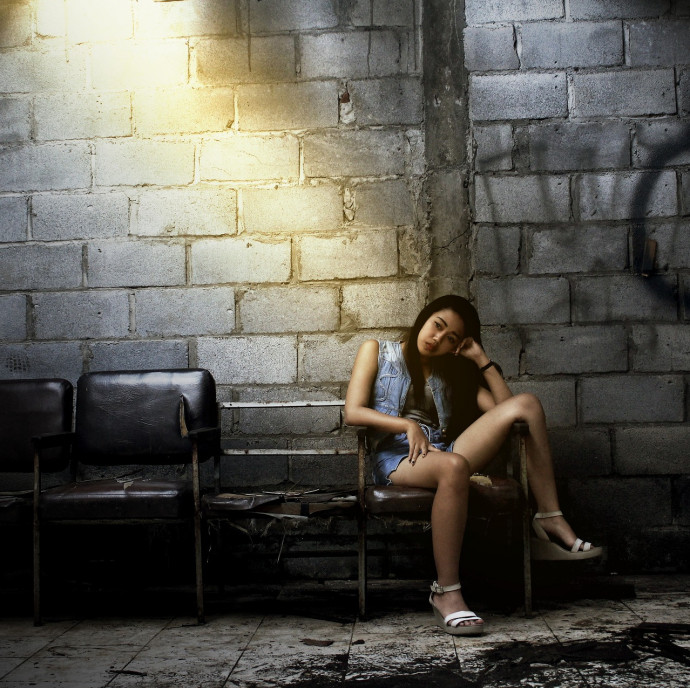 Tonnaszámra égetik az új ruhákat, és már a divatipar is kezd beleőrülni a saját értelmetlen tempójába