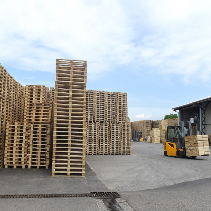 Az állam tétlenül nézte a GDP második negyedéves összezuhanását