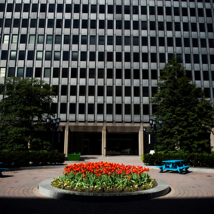 Sokan még mindig nem mennek vissza dolgozni, csökken az irodák értéke