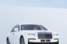 Elégedett a luxusautók iránti kereslettel a Rolls-Royce vezére