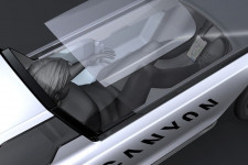 Ez az autó egy gombnyomásra bicikli lesz, és elmegy a kerékpárúton