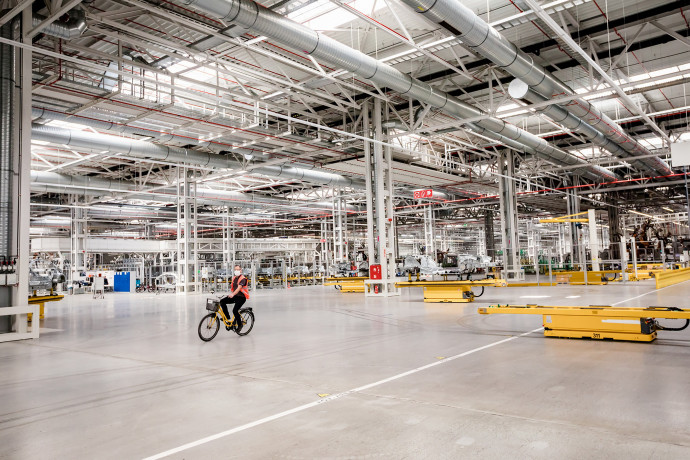 A Mercedes-Benz kecskeméti gyára. Fotó: AFP