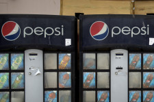 Alvásproblémákat hoz a válság, nyugtató itallal jön ki a Pepsi