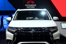 Durván nekiment a tölthető hibrideknek egy brit autós felmérés