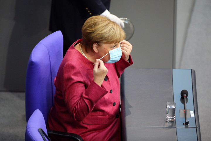 Angela Merkel a szövetségi Parlamentben, Berlinben, 2020. szeptember 30-án. Fotó: REUTERS / Hannibal Hanschke