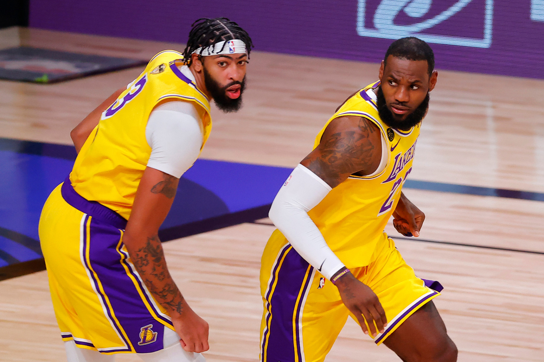 Gázolással kezdte a Lakers az NBA-nagydöntőt