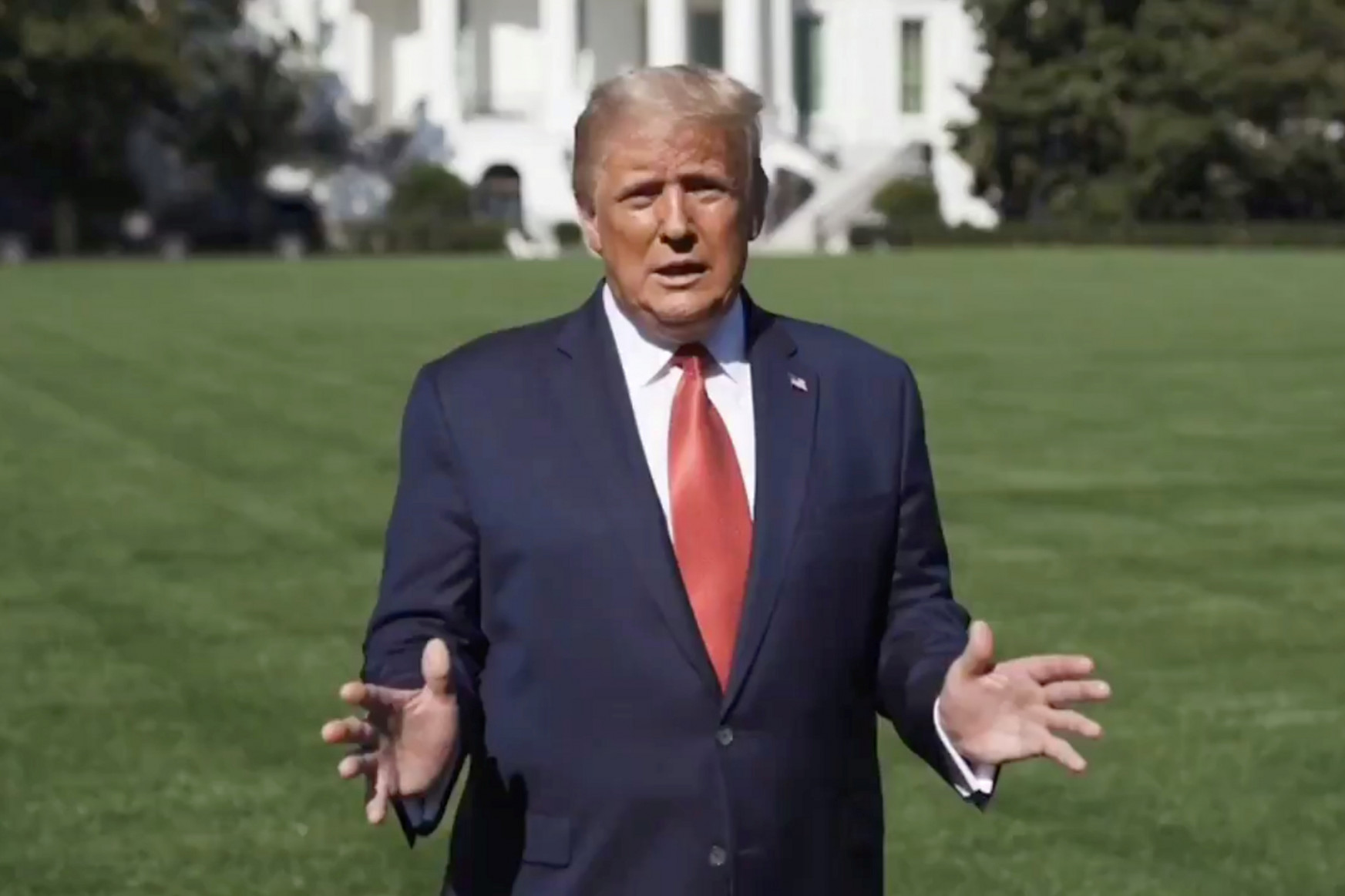 Trump: Isten áldása volt, hogy elkaptam a vírust