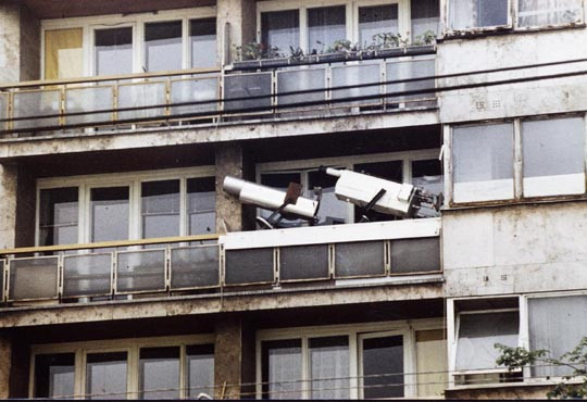 Hédervári hatalmas távcsövei 1982-ben. Forrás: csillagaszat.hu